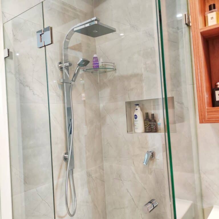 Rising Construction bathroom